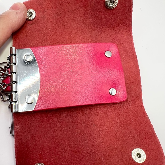 Hot Pink Key Holder - Picture 3 of 8